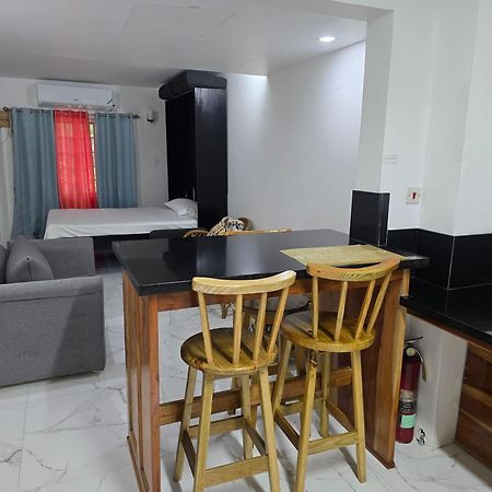 The Gardens Villa Kingston Luaran gambar